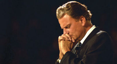 billy-graham-young-praying